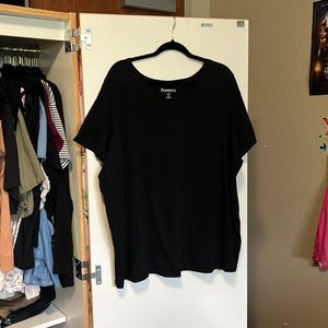 5/25🔥 Plus size black vneck tee